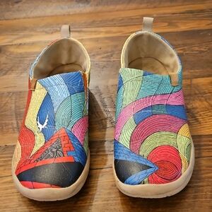 Uin  Pyramid  Slip-On Shoes in Multicolor Swirl Pattern